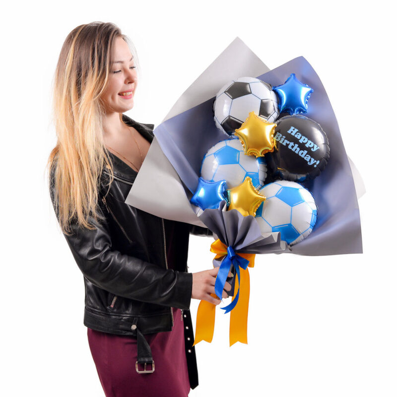 Букет из мини-фигур: 3 футбольных мяча, черный круг Happy birthday, 2 синих и 2 золотых звезды