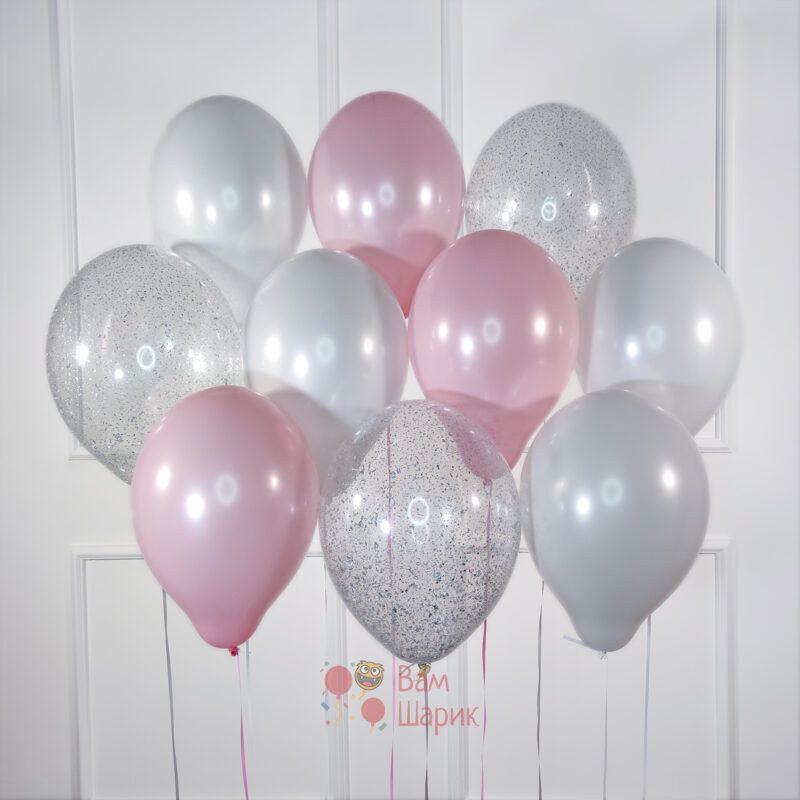 Облако бело-розовых и прозрачных шаров с серебряными блёстками
