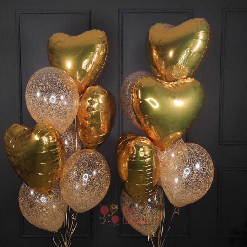 Композиция из гелиевых шаров золотых сердец и прозрачных шаров с золотыми блёстками