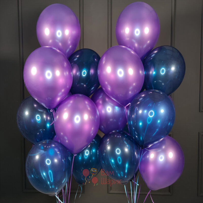 Облако из фиолетовых шаров металлик и синих шаров кристалл